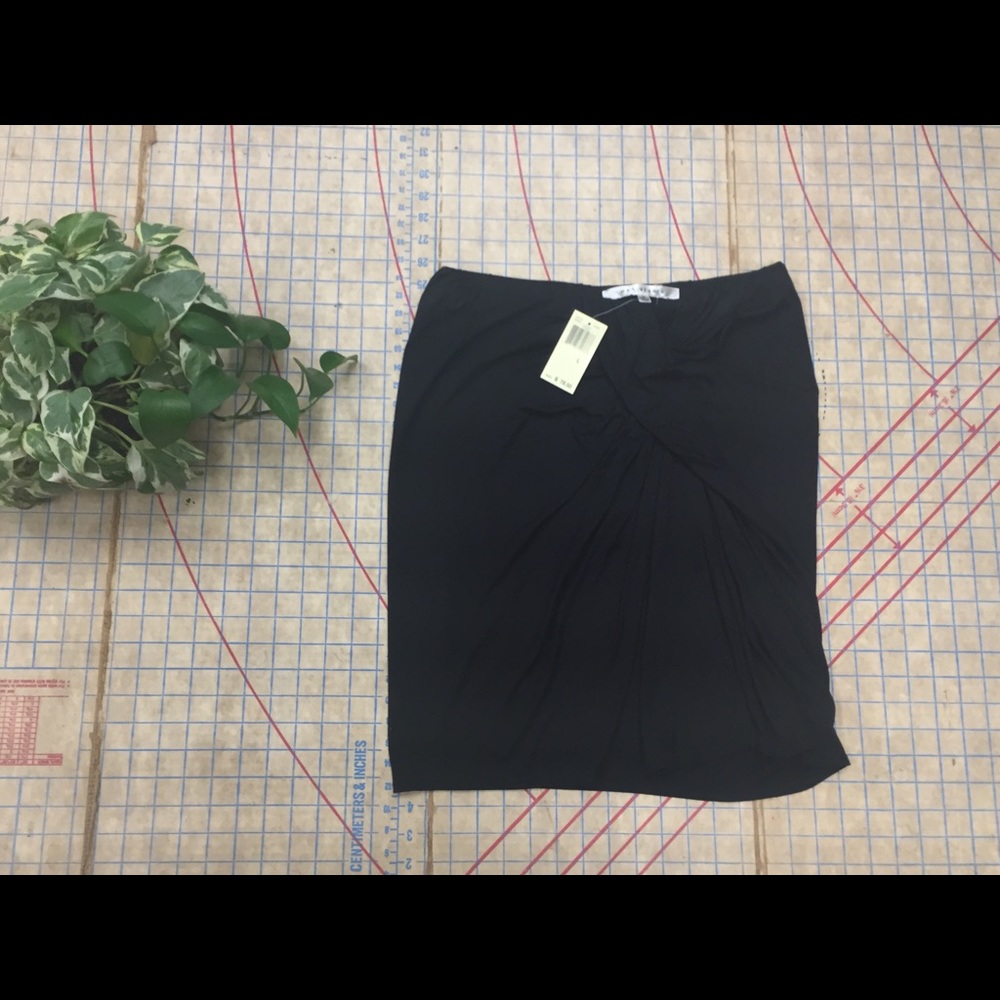 NWT Max Studio Jersey skirt size large